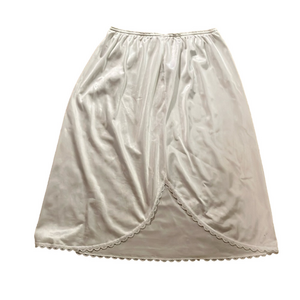 Warner’s perfect measure half slip size small